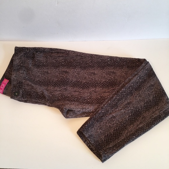 🥝 Snake Skin Pattern Denim - Picture 6 of 8